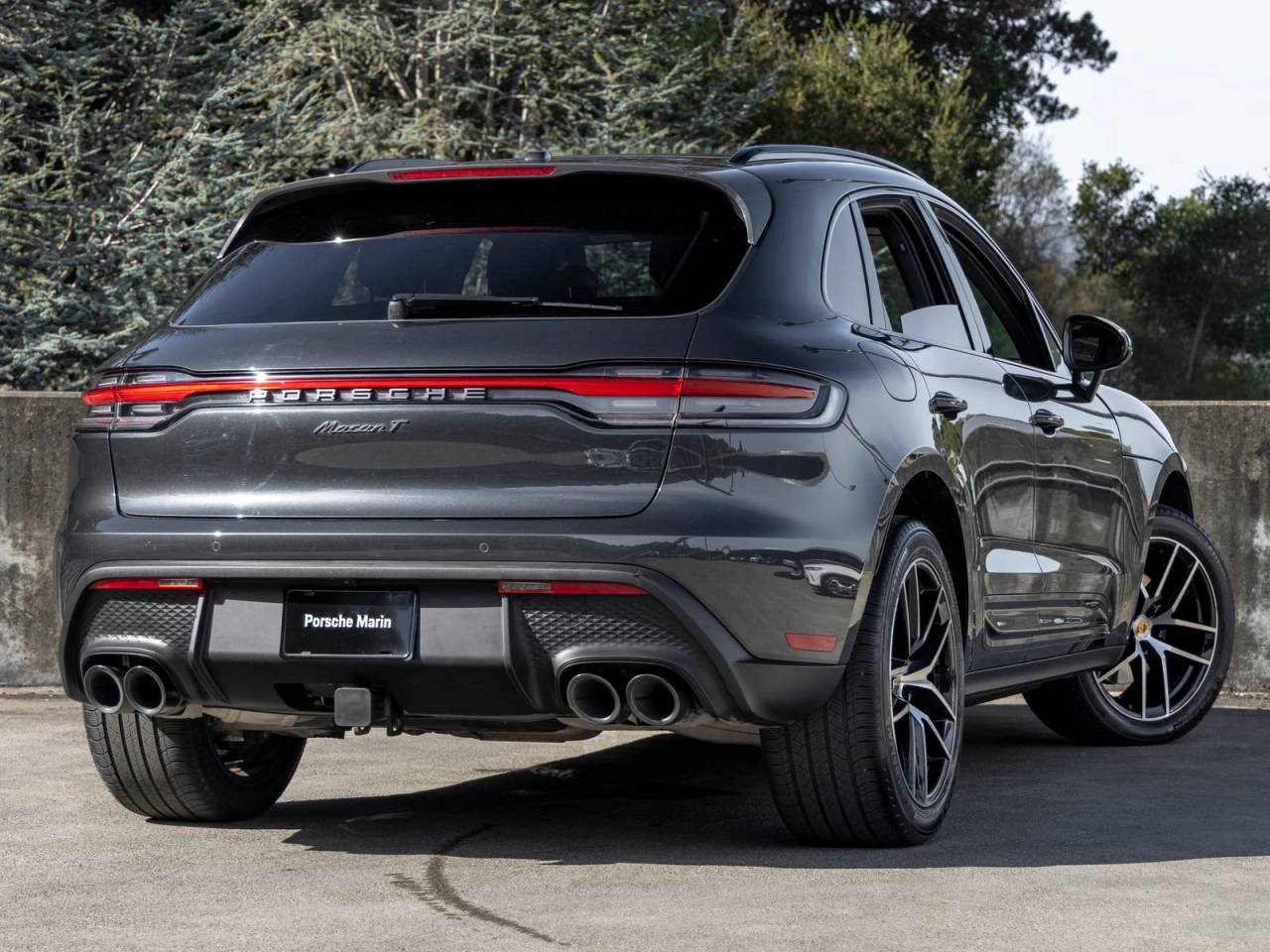 2023 Porsche Macan Macan T