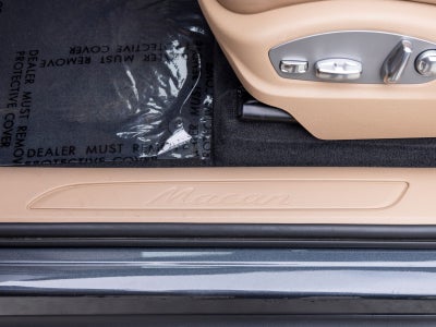 2023 Porsche Macan Macan