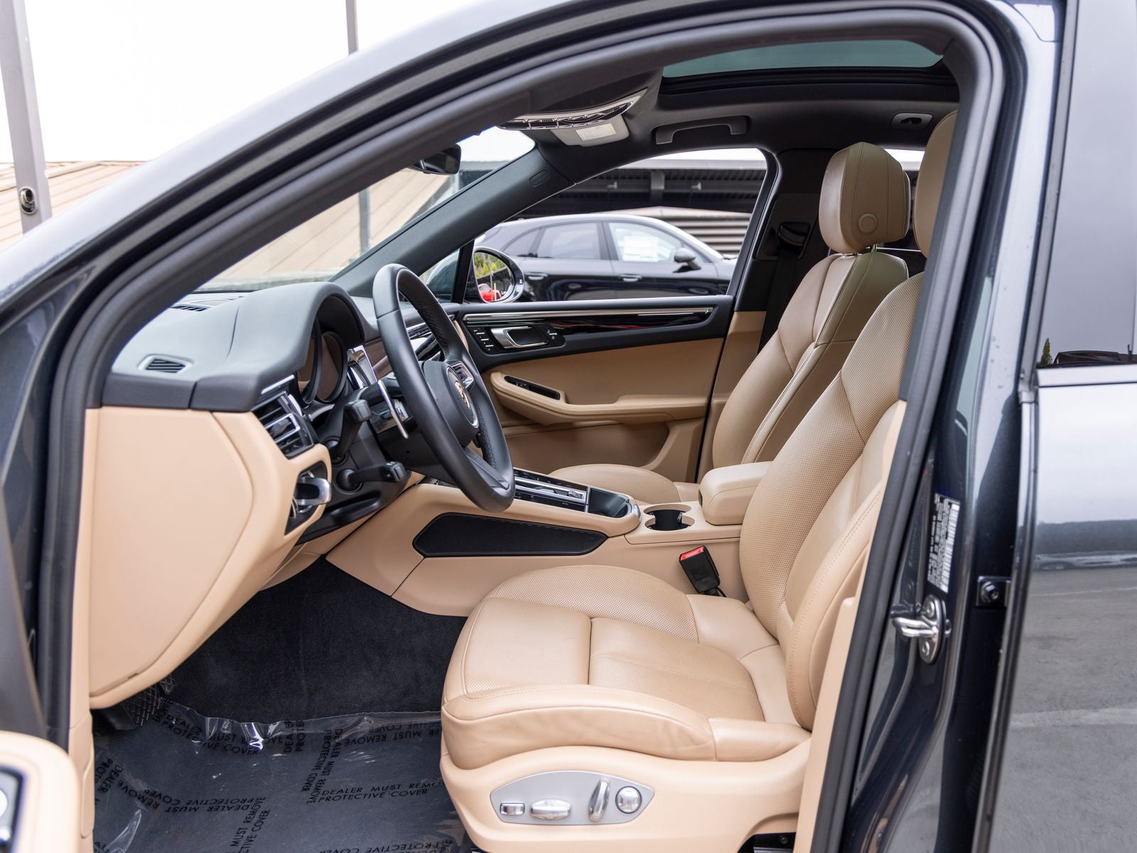 2023 Porsche Macan Macan