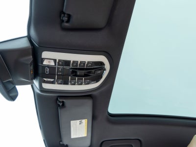 2023 Porsche Macan Macan