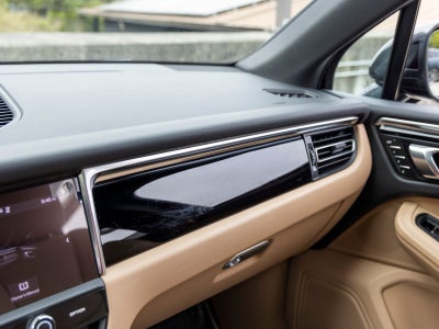 2023 Porsche Macan Macan