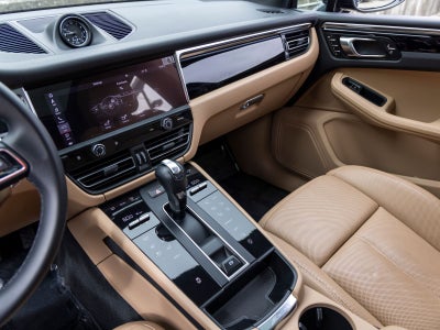 2023 Porsche Macan Macan