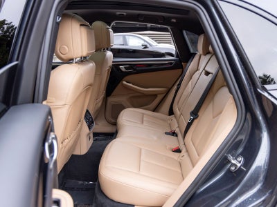 2023 Porsche Macan Macan