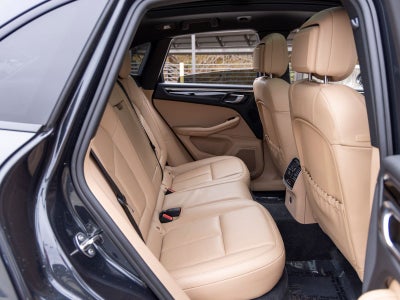 2023 Porsche Macan Macan