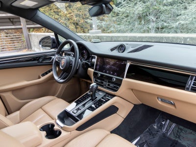 2023 Porsche Macan Macan