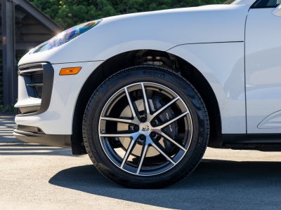 2025 Porsche Macan Macan