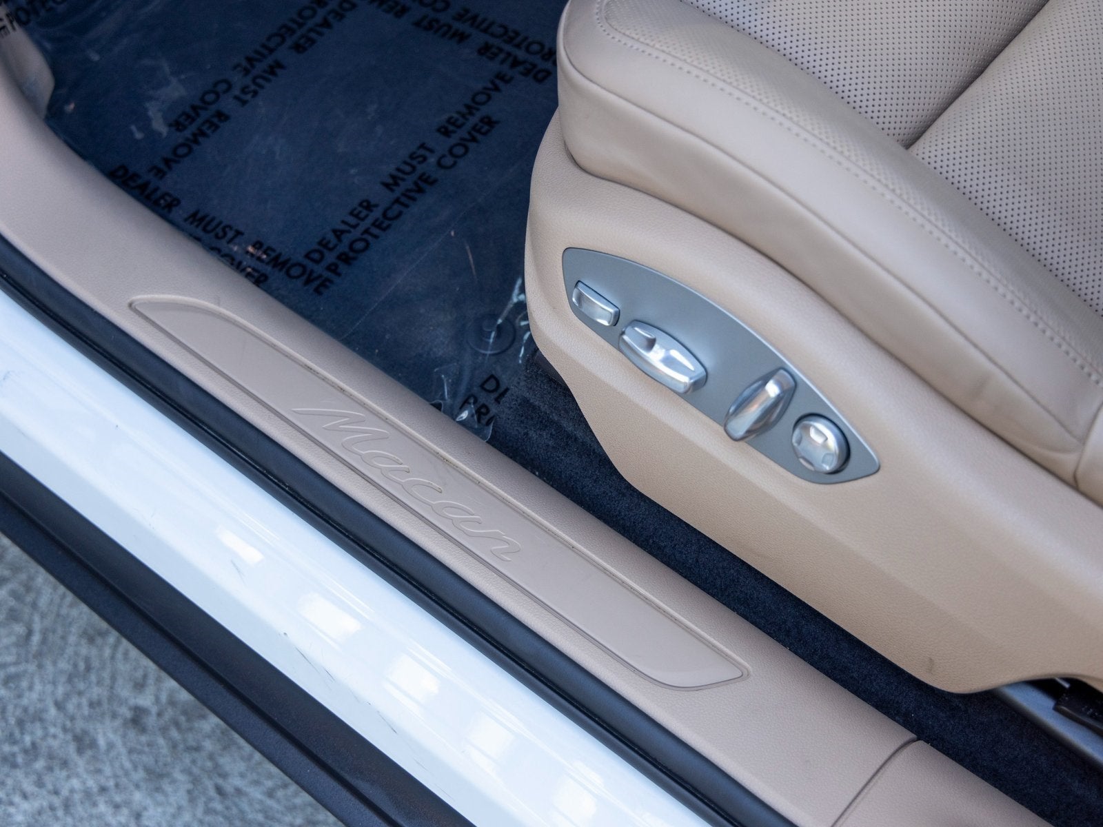 2025 Porsche Macan Macan