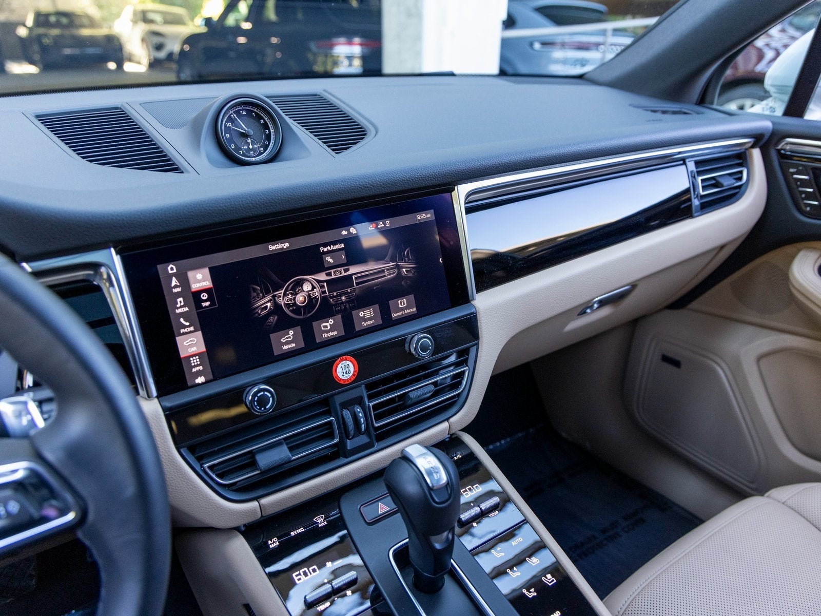 2025 Porsche Macan Macan