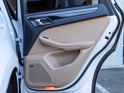 2025 Porsche Macan Macan