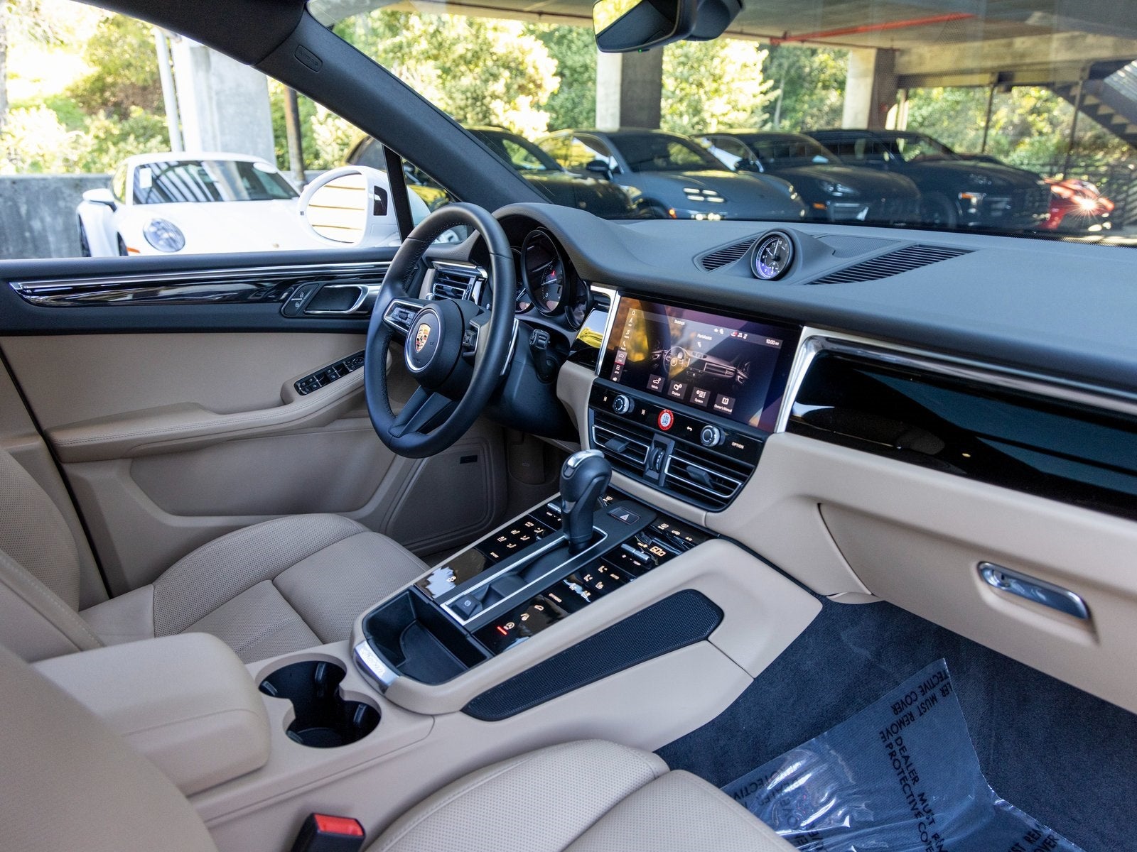 2025 Porsche Macan Macan