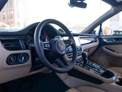 2025 Porsche Macan Macan