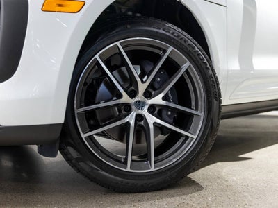 2025 Porsche Macan Macan