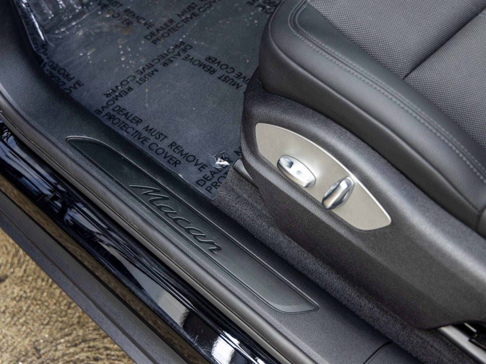 2025 Porsche Macan Macan