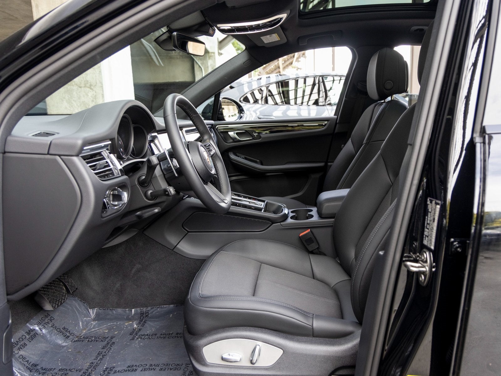 2025 Porsche Macan Macan