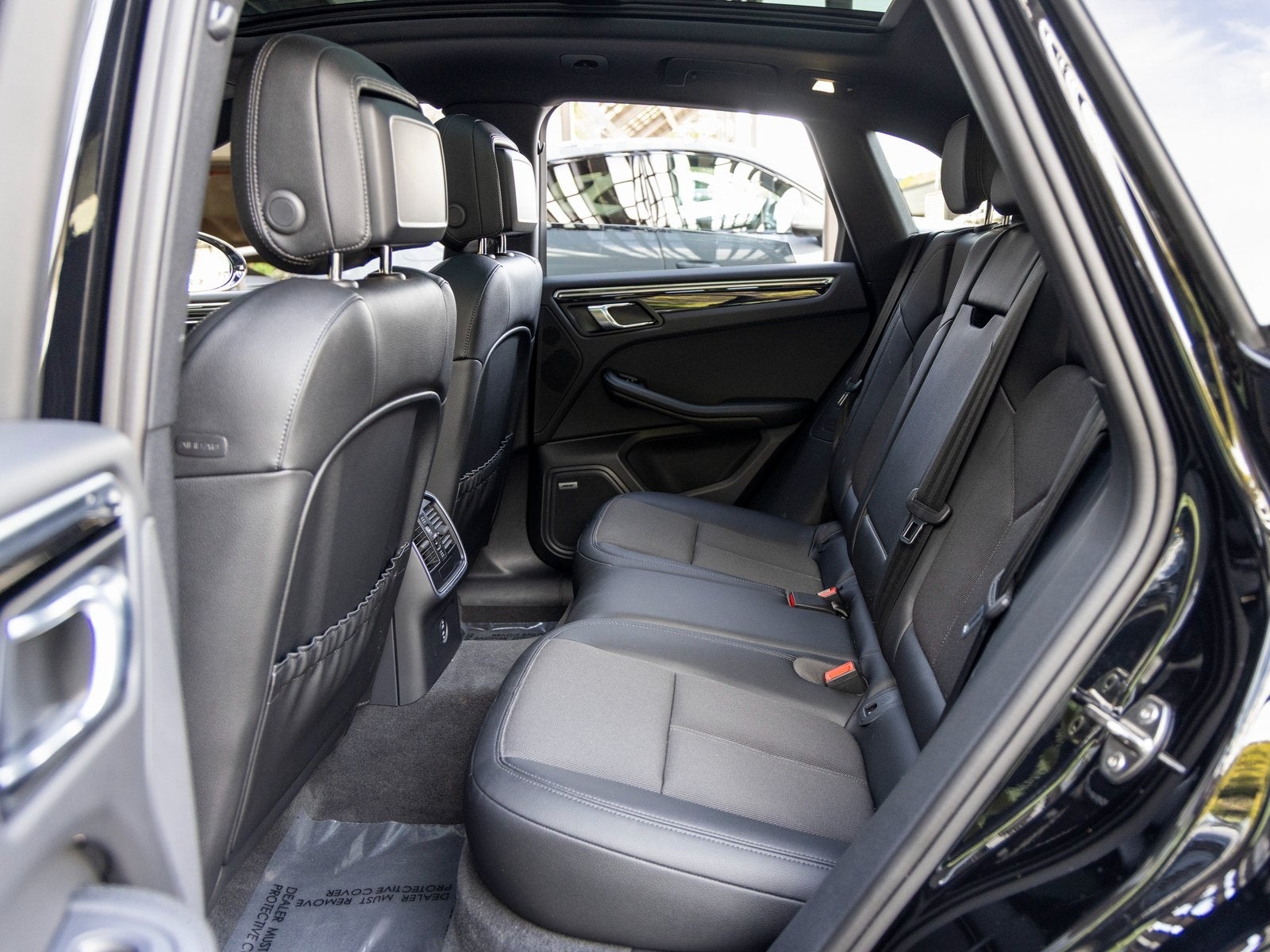 2025 Porsche Macan Macan