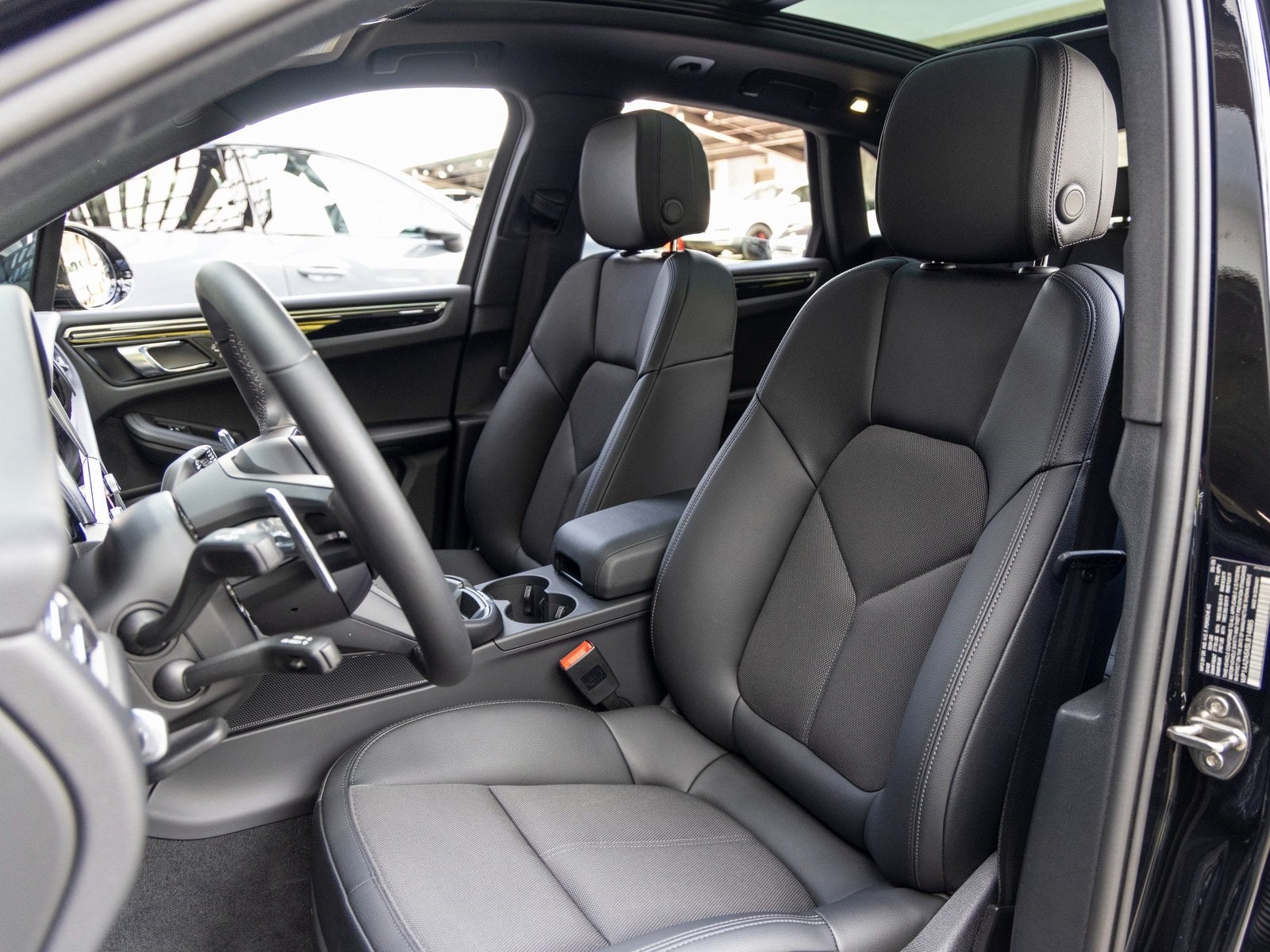 2025 Porsche Macan Macan