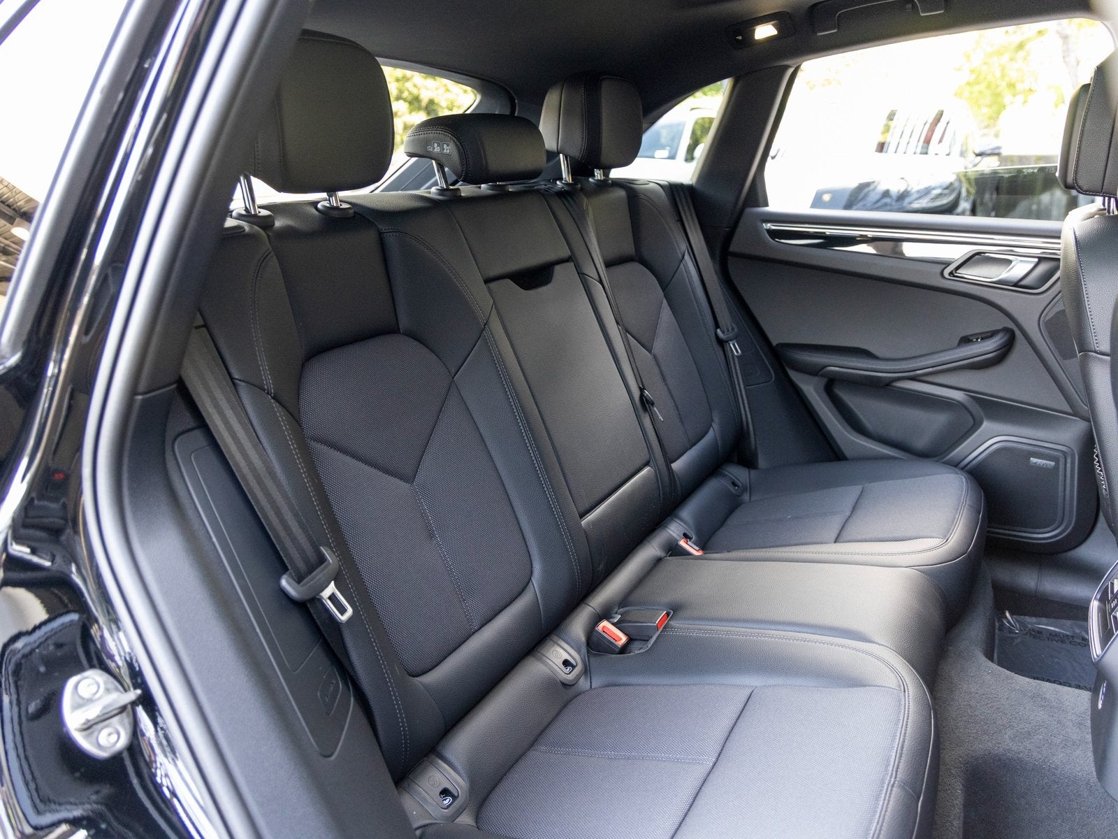 2025 Porsche Macan Macan