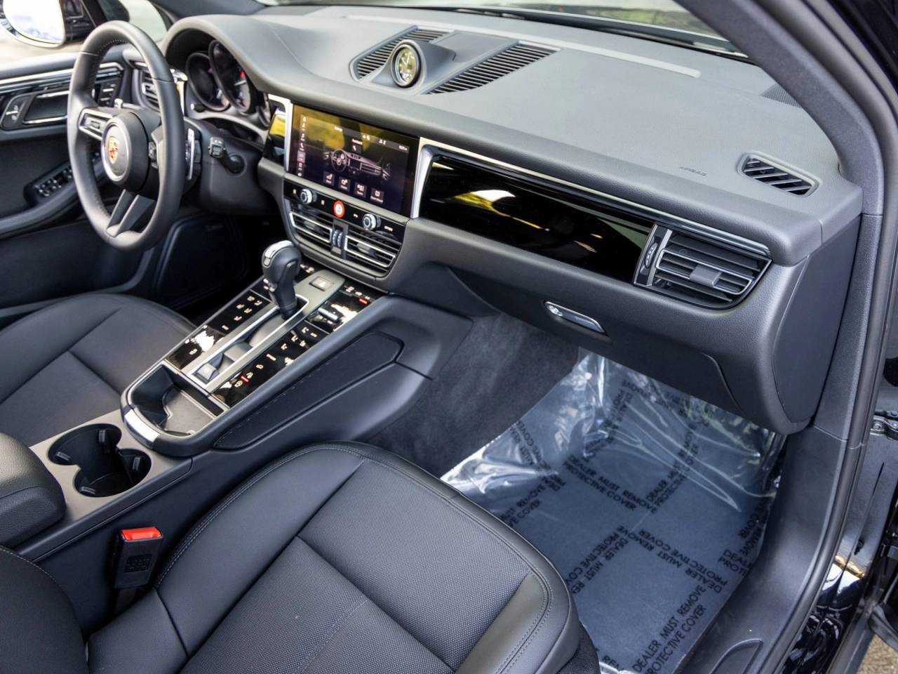 2025 Porsche Macan Macan