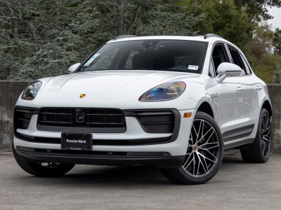 2026 Porsche Macan Base