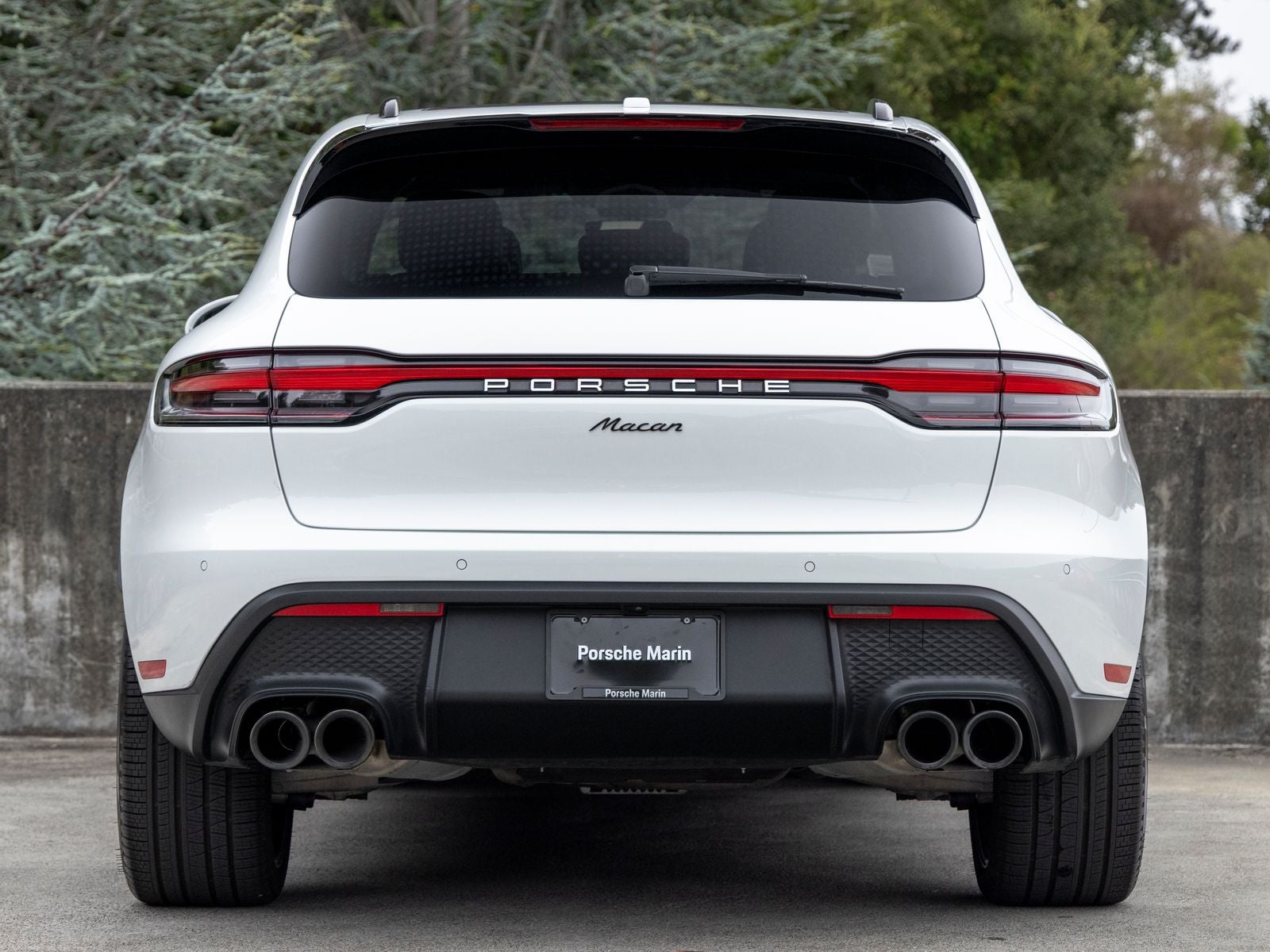 2026 Porsche Macan Base