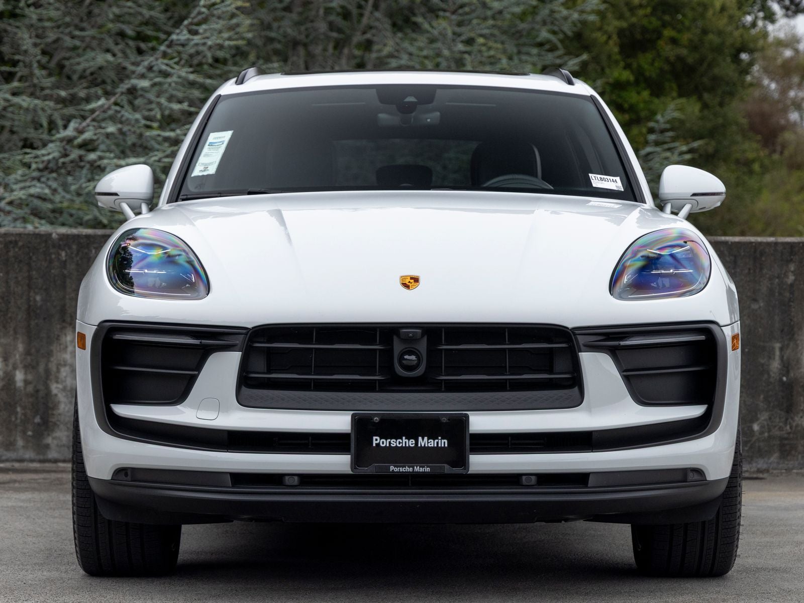 2026 Porsche Macan Base