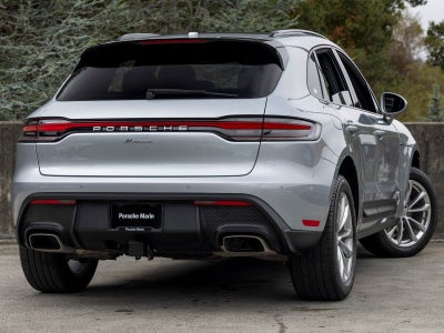 2026 Porsche Macan Macan