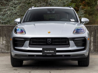 2026 Porsche Macan Macan