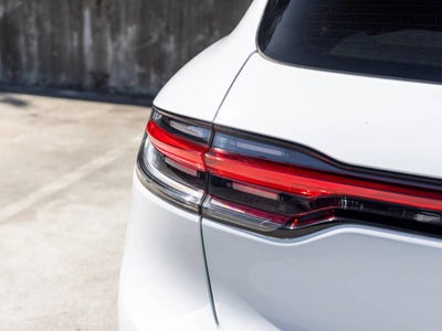 2026 Porsche Macan Macan