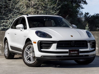 2026 Porsche Macan Base
