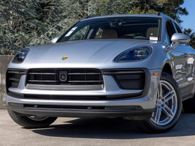 2026 Porsche Macan Base