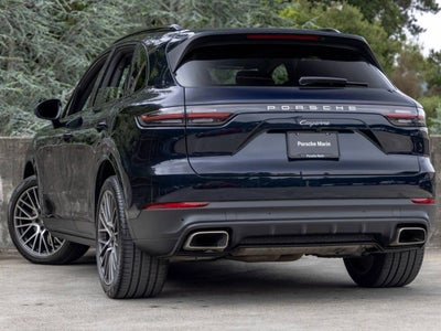 2022 Porsche Cayenne Base
