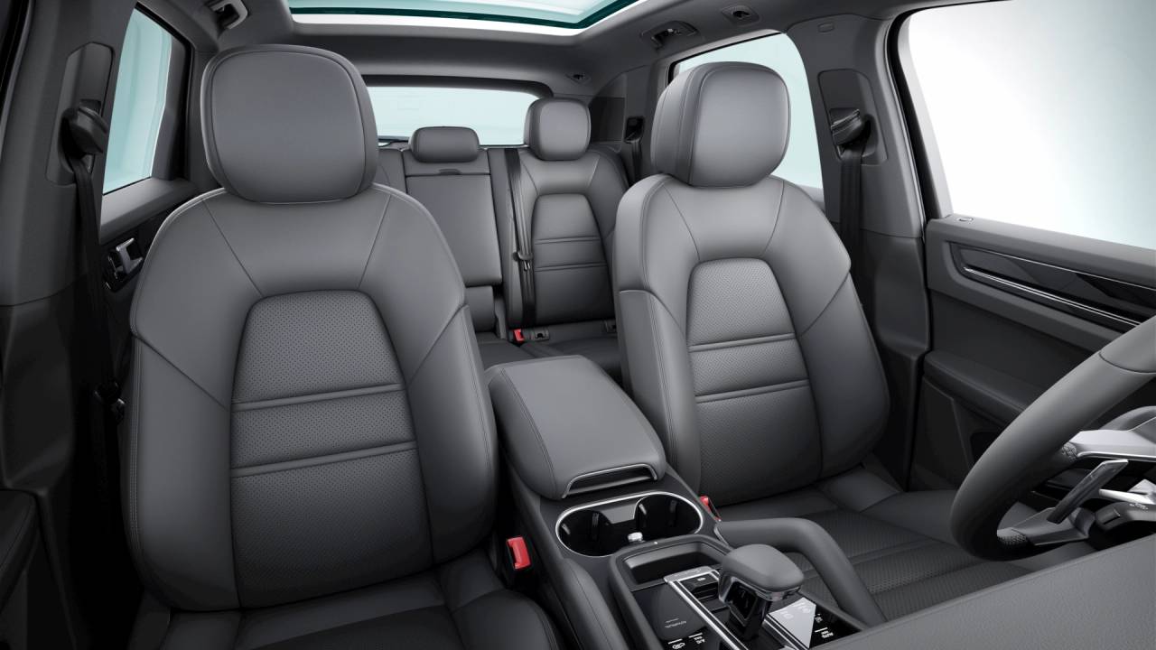 2022 Porsche Cayenne Base