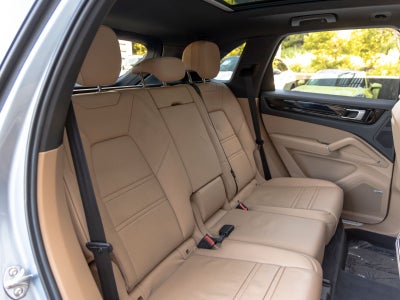 2020 Porsche Cayenne Cayenne