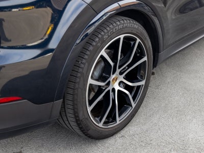 2023 Porsche Cayenne Cayenne Platinum Edition (MY23)