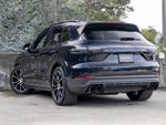 2023 Porsche Cayenne Cayenne Platinum Edition (MY23)