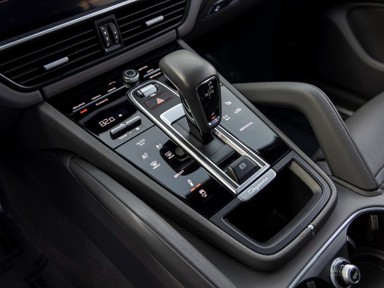 2023 Porsche Cayenne Cayenne Platinum Edition (MY23)