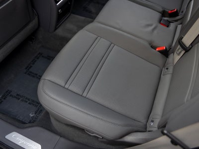 2023 Porsche Cayenne Cayenne Platinum Edition (MY23)