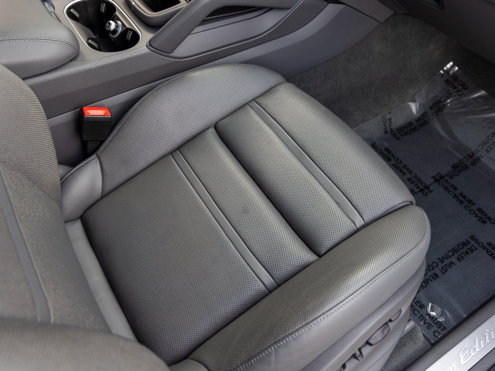 2023 Porsche Cayenne Cayenne Platinum Edition (MY23)