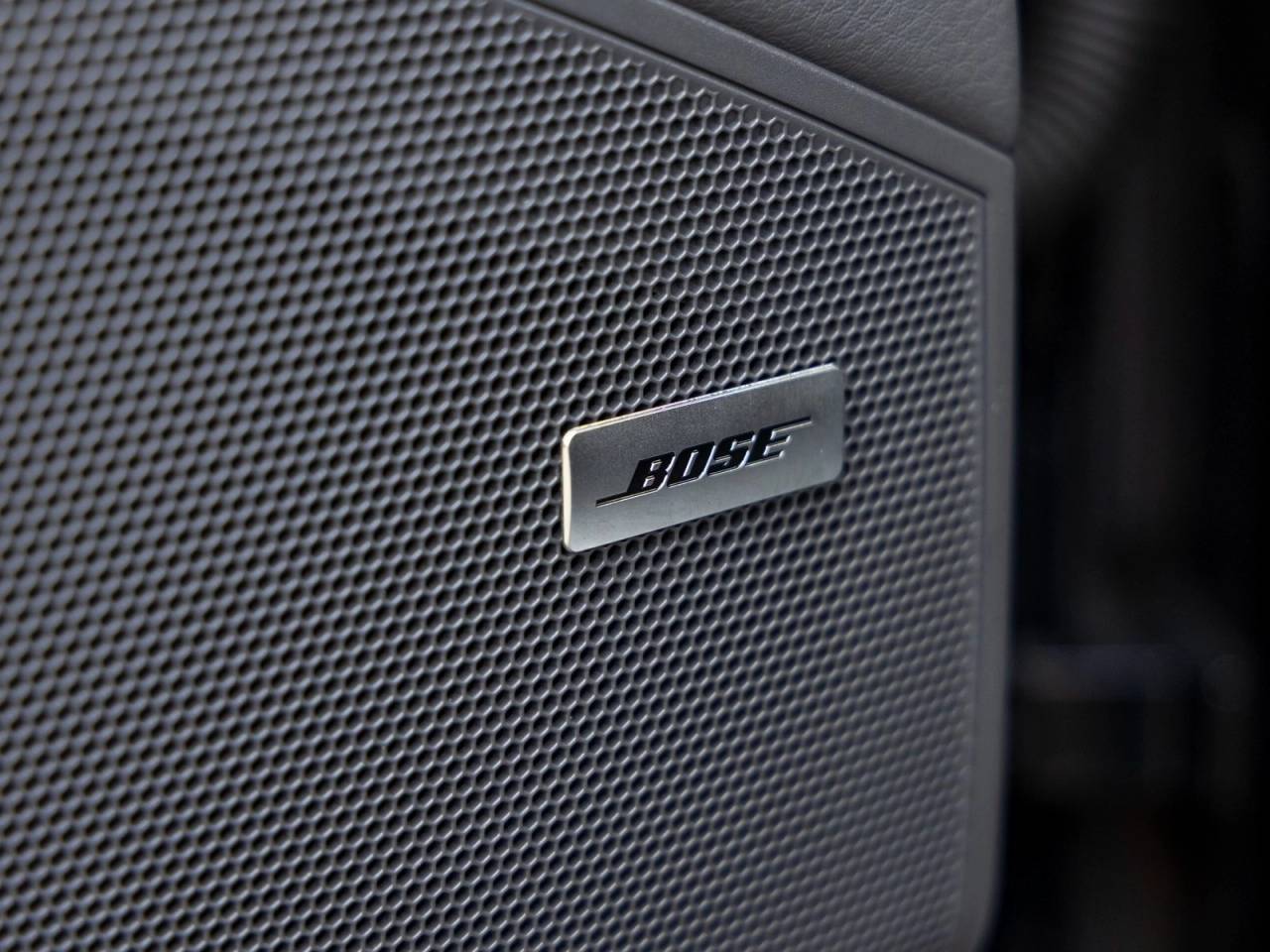 2023 Porsche Cayenne Cayenne Platinum Edition (MY23)