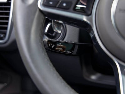 2023 Porsche Cayenne Cayenne Platinum Edition (MY23)