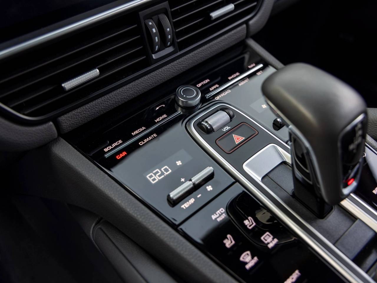 2023 Porsche Cayenne Cayenne Platinum Edition (MY23)