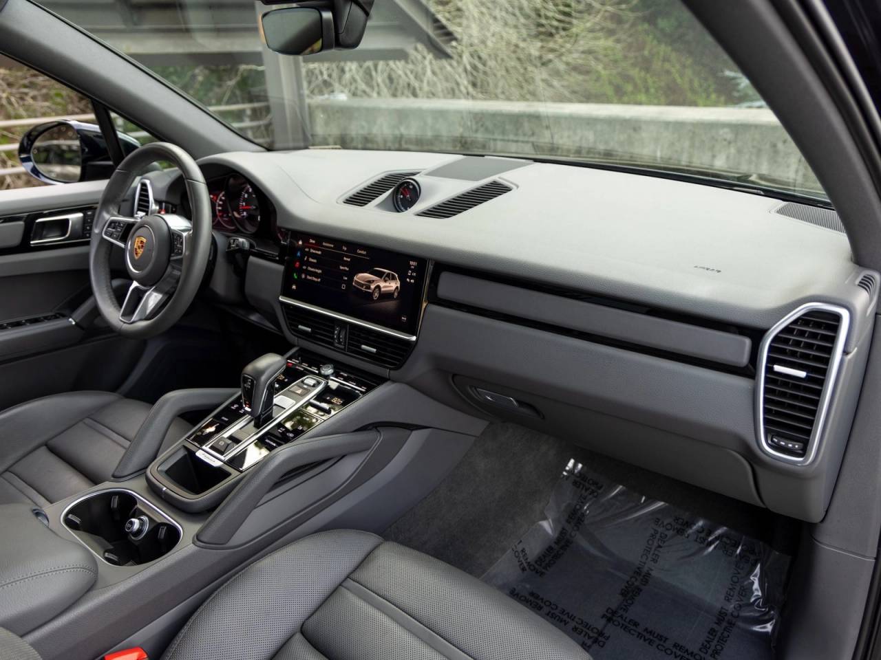 2023 Porsche Cayenne Cayenne Platinum Edition (MY23)