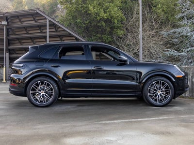 2025 Porsche Cayenne Cayenne