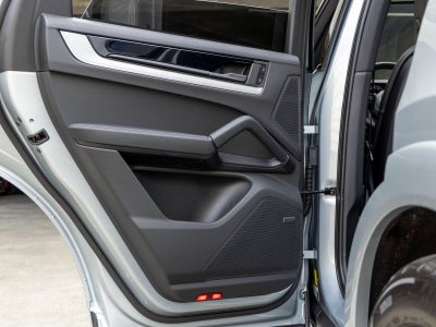 2025 Porsche Cayenne Cayenne