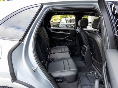 2025 Porsche Cayenne Cayenne