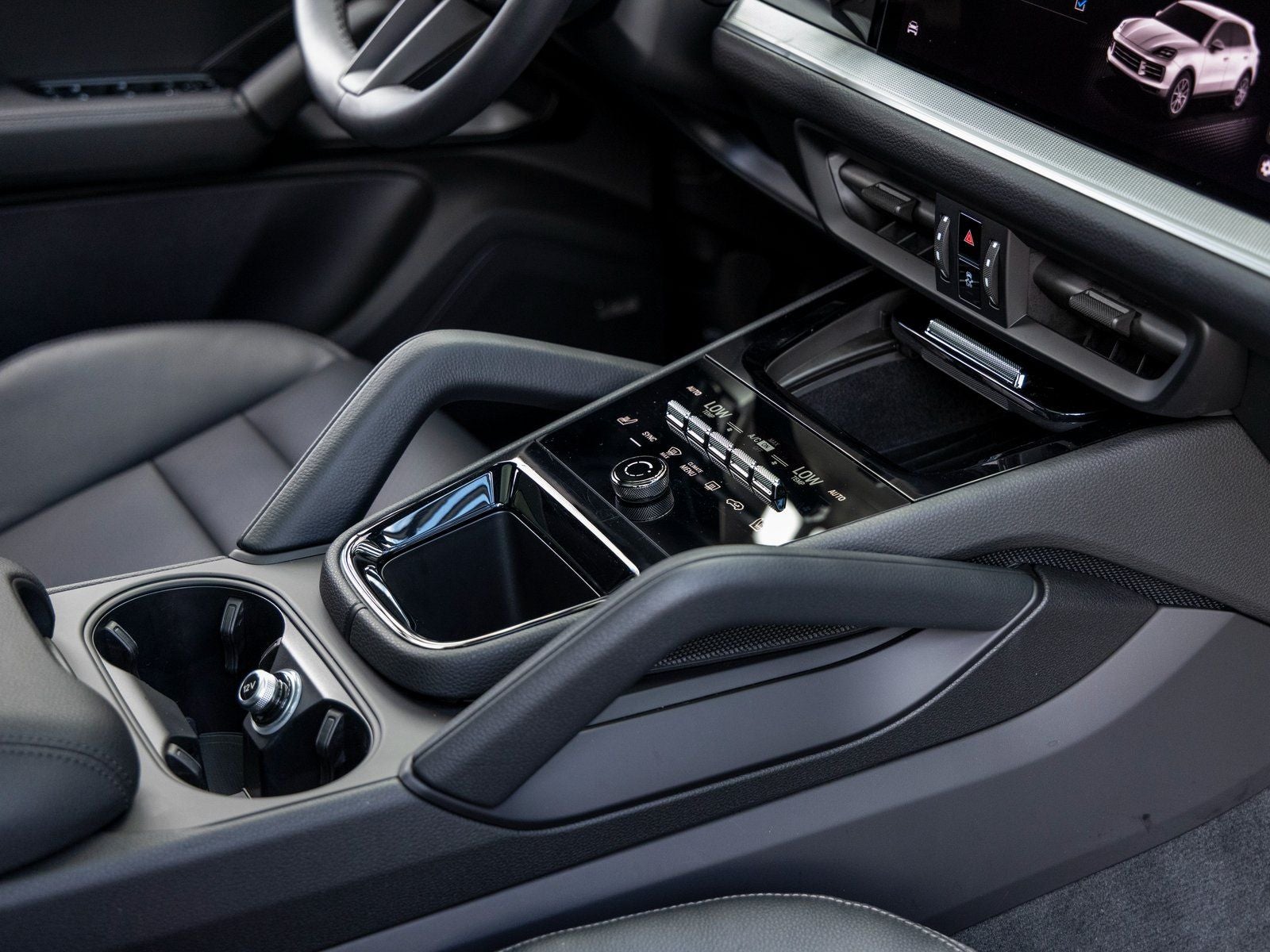 2025 Porsche Cayenne Cayenne