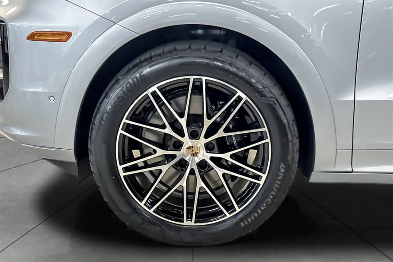 2025 Porsche Cayenne Cayenne
