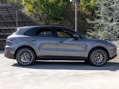 2021 Porsche Cayenne Cayenne (MY21)