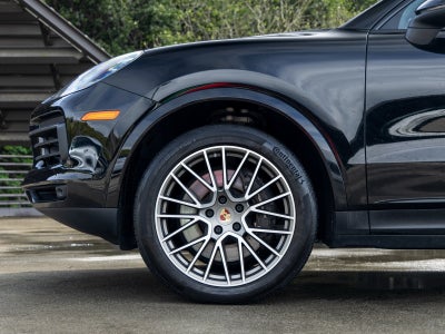 2023 Porsche Cayenne Cayenne Platinum Edition (MY23)