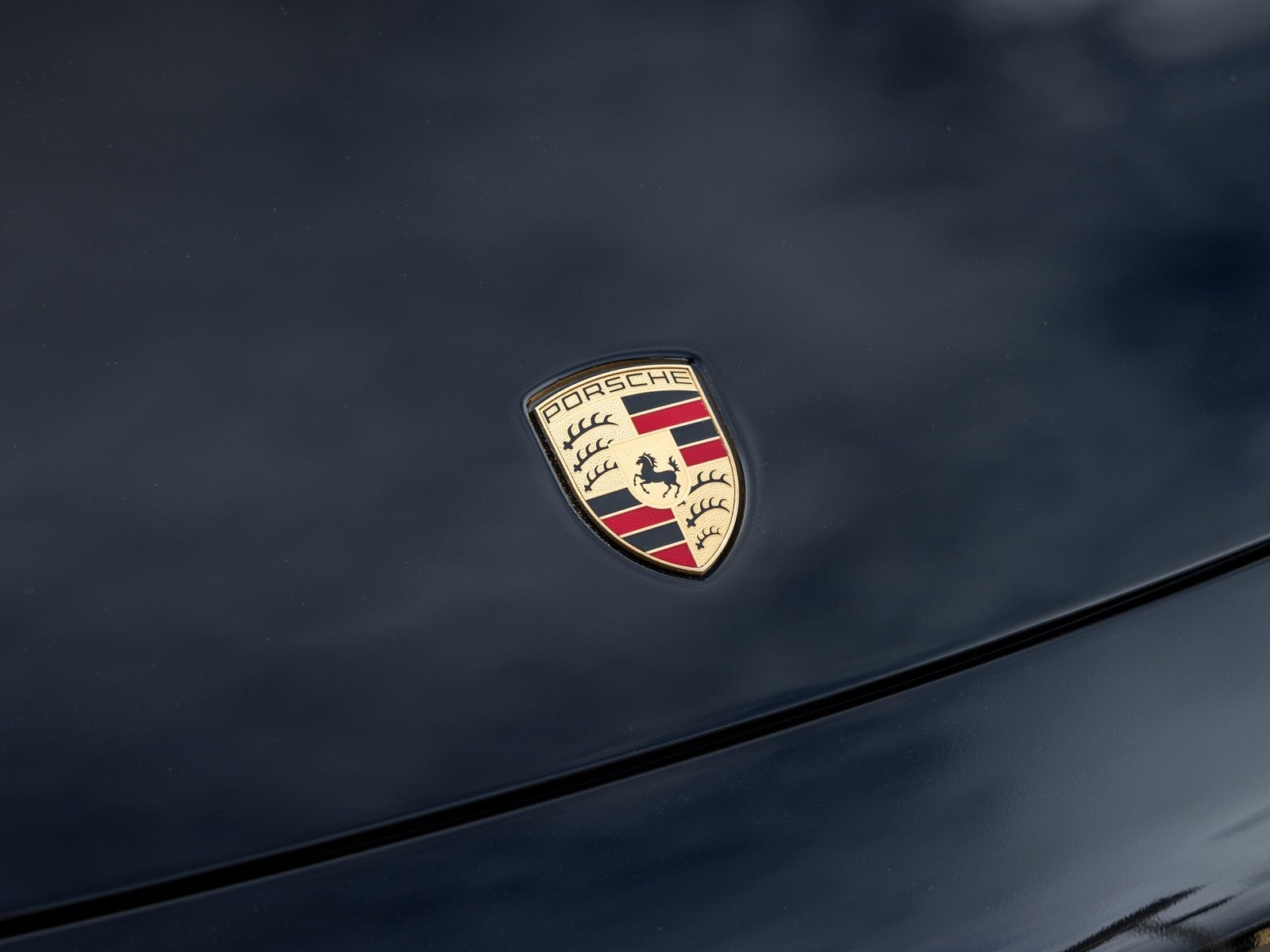 2023 Porsche Cayenne Cayenne Platinum Edition (MY23)